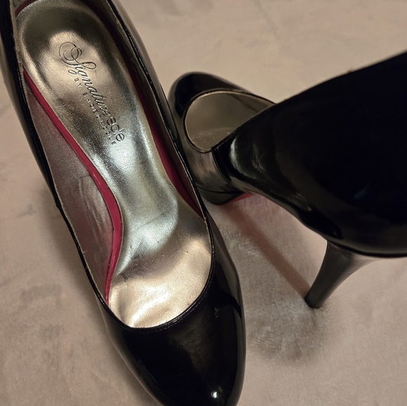 Shoe Dazzle Pink Bottoms Black Patent Leather Pumps - Picture 5 of 5